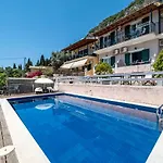 Aparthotel Spyridoula 4